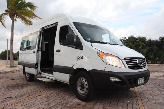 Transporte Terrestre | Aeropuerto - Zona Hotelera CANCUN | Servicio PRIVADO hasta para 8 Pasajeros